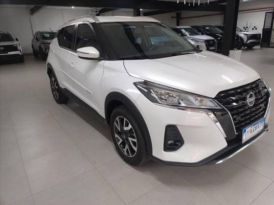 NISSAN KICKS 1.6 16V FLEXSTART SENSE XTRONIC NISSAN KICKS 1.6 16V FLEXSTART SENSE XTRONIC